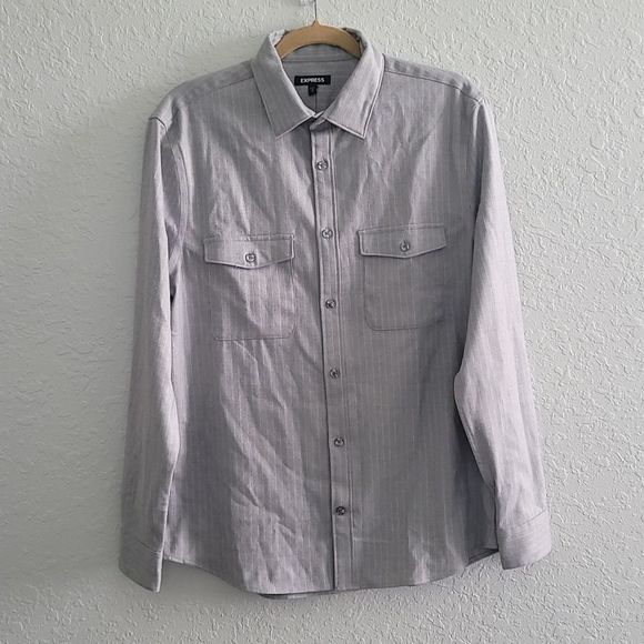 2. Express Men's Button-up Dress Shirt Size M - Picture 1 of 6
